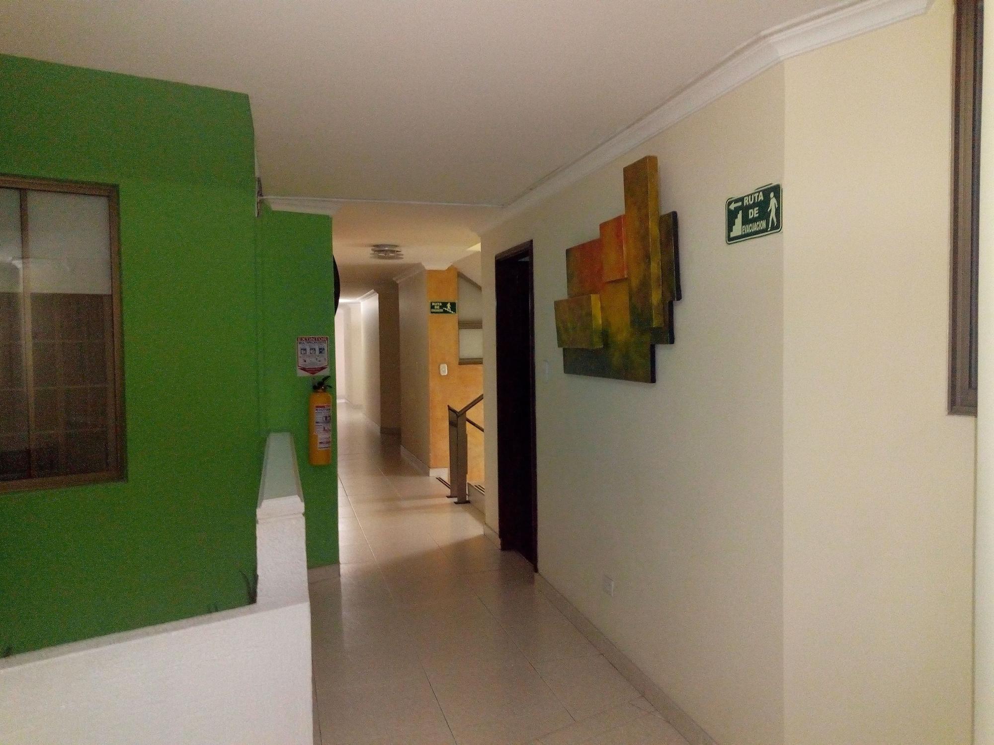 Hotel Ayenda Normandy Bogotá Esterno foto